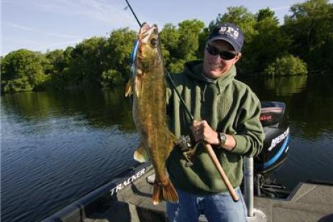 News & Tips: Tips for Finding Walleye Summertime Hangouts...