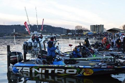 Nitro Pro Ott DeFoe ready to go. by Nitro Pro Ott DeFoe ready to go....