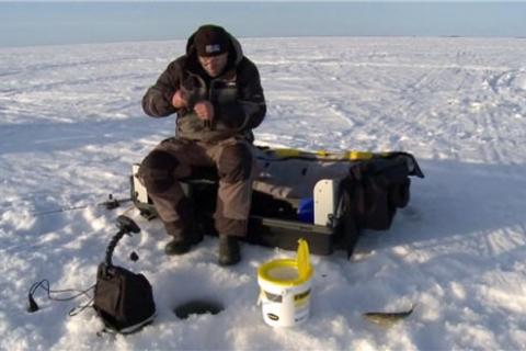 Fishing winter crappie