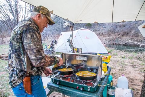 News & Tips: Killer Camp Meals