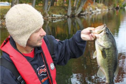 News & Tips: Easy Ways to Stay Safe and Comfortable When Fall Fishing...