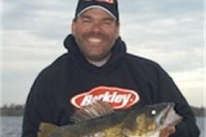 News & Tips: Fluorocarbon Line for Walleye Spinners...